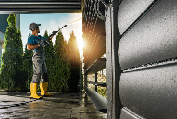 Best Roof Power Washing Services  in Portage, PA